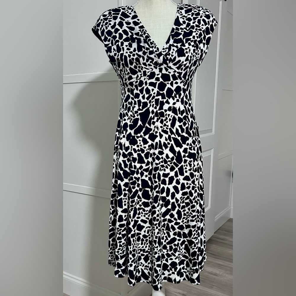 BLACK LABEL by Evan-Picone Vintage Dress Size 4 - Black and White Animal Print